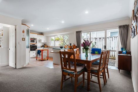 Photo of property in 1 Bramley Drive, Rototuna, Hamilton, 3210