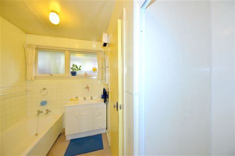 Photo of property in 14 Rosedale Place, Avonhead, Christchurch, 8042