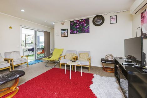 Photo of property in 1/9 Cambourne Road, Papatoetoe, Auckland, 2025