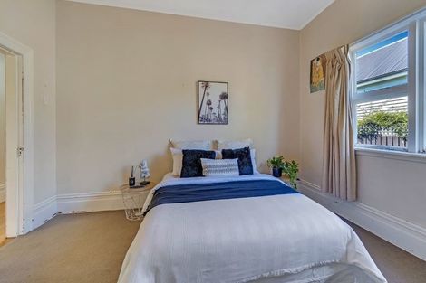 Photo of property in 74 Edward Avenue, Edgeware, Christchurch, 8013