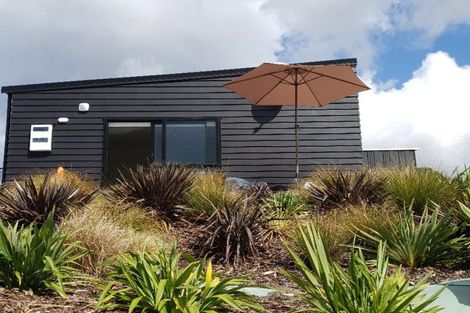 Photo of property in 330 Cable Bay Block Road, Cable Bay, 0420