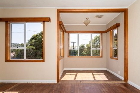 Photo of property in 8 Hindmarsh Street, Johnsonville, Wellington, 6037