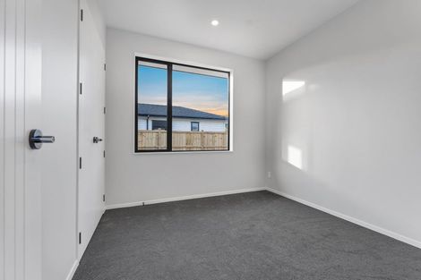 Photo of property in 22 Paihere Street, Huapai, 0810