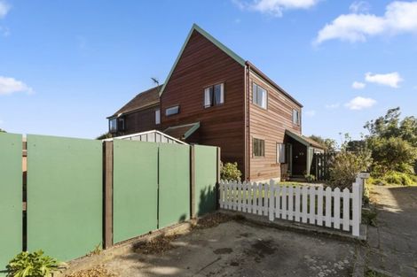 Photo of property in 17-u12 Randwick Crescent, Moera, Lower Hutt, 5010
