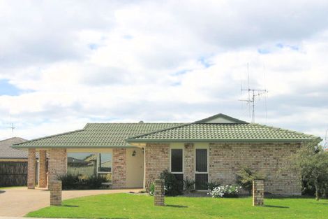 Photo of property in 115 Gloucester Road, Mount Maunganui, 3116