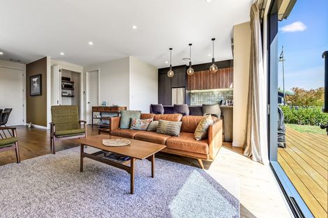 Photo of property in 2 Garland Lane, Leamington, Cambridge, 3432