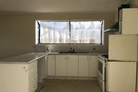 Photo of property in 1/25 Don Buck Road, Massey, Auckland, 0614