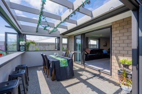 Photo of property in 7 Mahia Lane, Waikanae, 5036