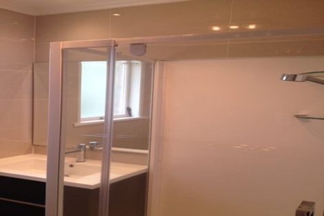 Photo of property in 2/10 Mahon Place, Papatoetoe, Auckland, 2025