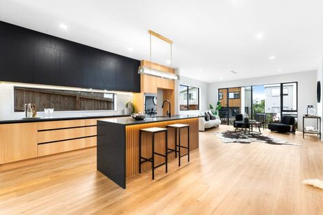 Photo of property in 6 La Bella Road, Hobsonville, Auckland, 0616