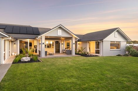Photo of property in 9 Pukeko Grove, Cambridge, 3434