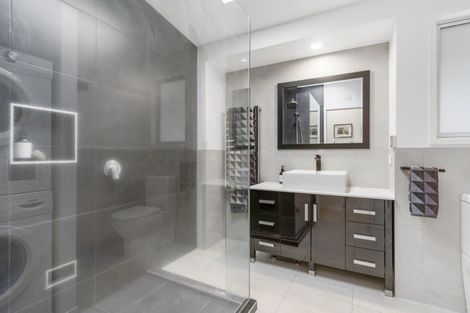 Photo of property in 106 Patuwai Drive, Whangamata, 3620