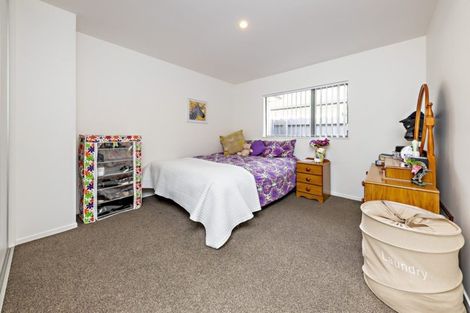 Photo of property in 25 Kotuku Crescent, Takanini, 2112