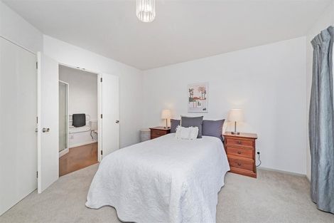 Photo of property in 24 Blighs Road, Strowan, Christchurch, 8052