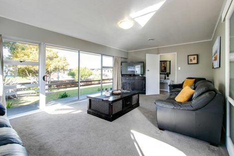 Photo of property in 38 Freyberg Avenue, Tamatea, Napier, 4112