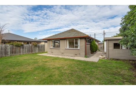 Photo of property in 32 Bentley Street, Russley, Christchurch, 8042