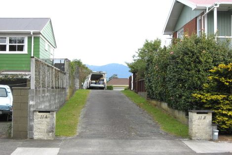 Photo of property in 11a Longview Drive, Merrilands, New Plymouth, 4312