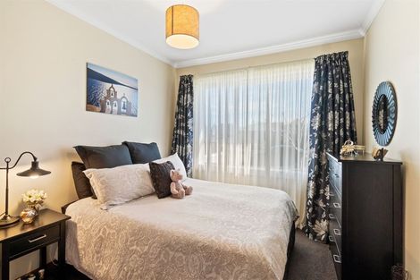 Photo of property in 21 Clipper Place, Redwood, Christchurch, 8051