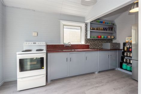 Photo of property in 36 Ngarimu Street, Avonside, Christchurch, 8061