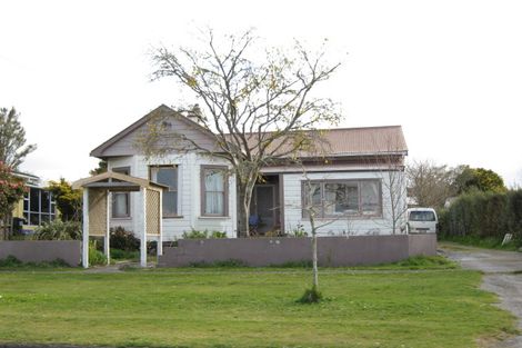 Photo of property in 17 Miranda Street, Stratford, 4332