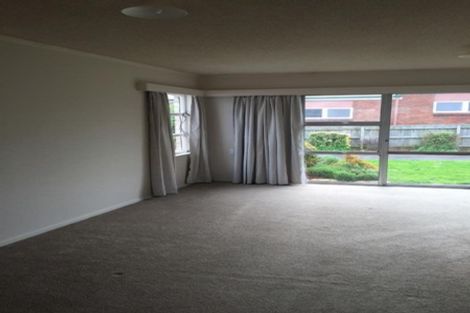 Photo of property in 2/66 Great South Road, Papakura, 2110