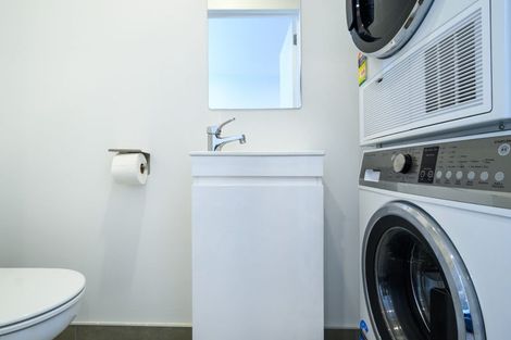 Photo of property in 60 Ivy Nola Way, Henderson, Auckland, 0612