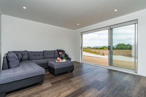 Photo of property in 26 Northcoast Place, Mangawhai Heads, Mangawhai, 0505