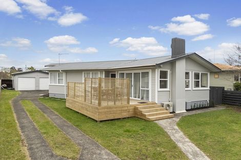 Photo of property in 5 Sacha Place, Glenview, Hamilton, 3206