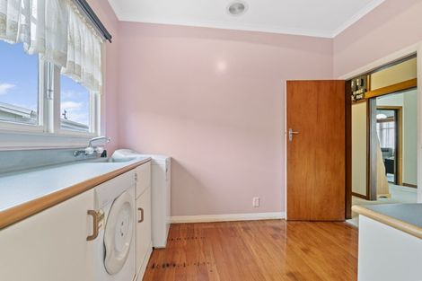 Photo of property in 91 Tukapa Street, Westown, New Plymouth, 4310