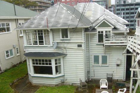Photo of property in 19 Clifton Terrace, West End, Timaru, 7910