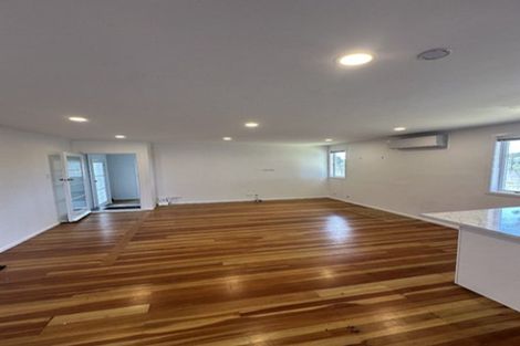 Photo of property in 22 Paton Avenue, Te Atatu South, Auckland, 0610