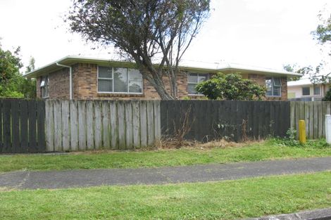 Photo of property in 13 Nicola Place, Mangere, Auckland, 2022