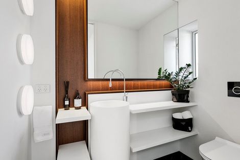 Photo of property in 192 Marine Parade, Mount Maunganui, 3116
