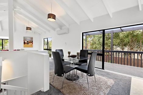 Photo of property in 47 Sheridan Drive, New Lynn, Auckland, 0600