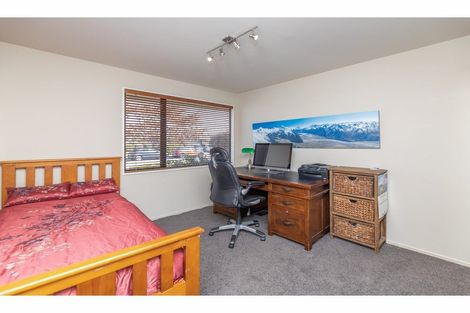 Photo of property in 7 Baltic Place, Northwood, Christchurch, 8051