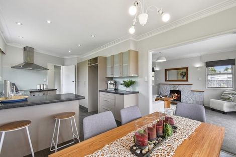 Photo of property in 100 Fitzroy Street, Papatoetoe, Auckland, 2104