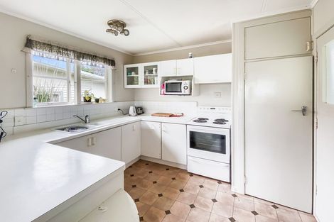 Photo of property in 13 Hilltop Avenue, Morningside, Whangarei, 0110