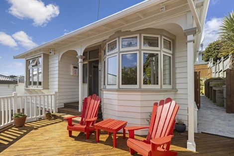 Photo of property in 33 Mckinley Crescent, Brooklyn, Wellington, 6021