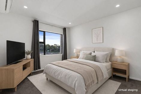 Photo of property in 2c Melleray Place, Randwick Park, Auckland, 2105