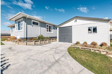 Photo of property in 6 Glenn Street, Castlecliff, Whanganui, 4501
