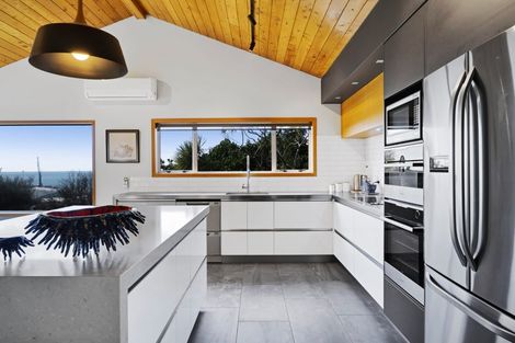 Photo of property in 30 Ngamotu Road, Moturoa, New Plymouth, 4310