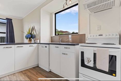 Photo of property in 2b Tui Avenue, Forest Lake, Hamilton, 3200