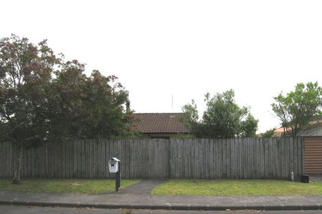 Photo of property in 22 Santiago Crescent, Unsworth Heights, Auckland, 0632