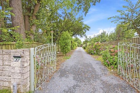 Photo of property in 20a Bryndwr Road, Fendalton, Christchurch, 8052