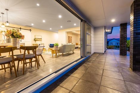Photo of property in 49 Waitaria Terrace, Aotea, Porirua, 5024