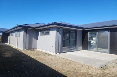 Photo of property in 2 Ellmers Street, Woodend, 7610