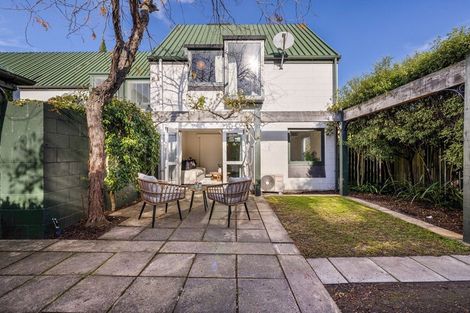 Photo of property in 4/12 Shrewsbury Street, Merivale, Christchurch, 8014