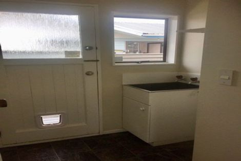 Photo of property in 7 Peter Hall Drive, Kelvin Grove, Palmerston North, 4414