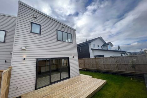 Photo of property in 80a Kahui Parade, Karaka, 2113