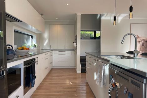 Photo of property in 1/44 Sunnynook Road, Sunnynook, Auckland, 0620